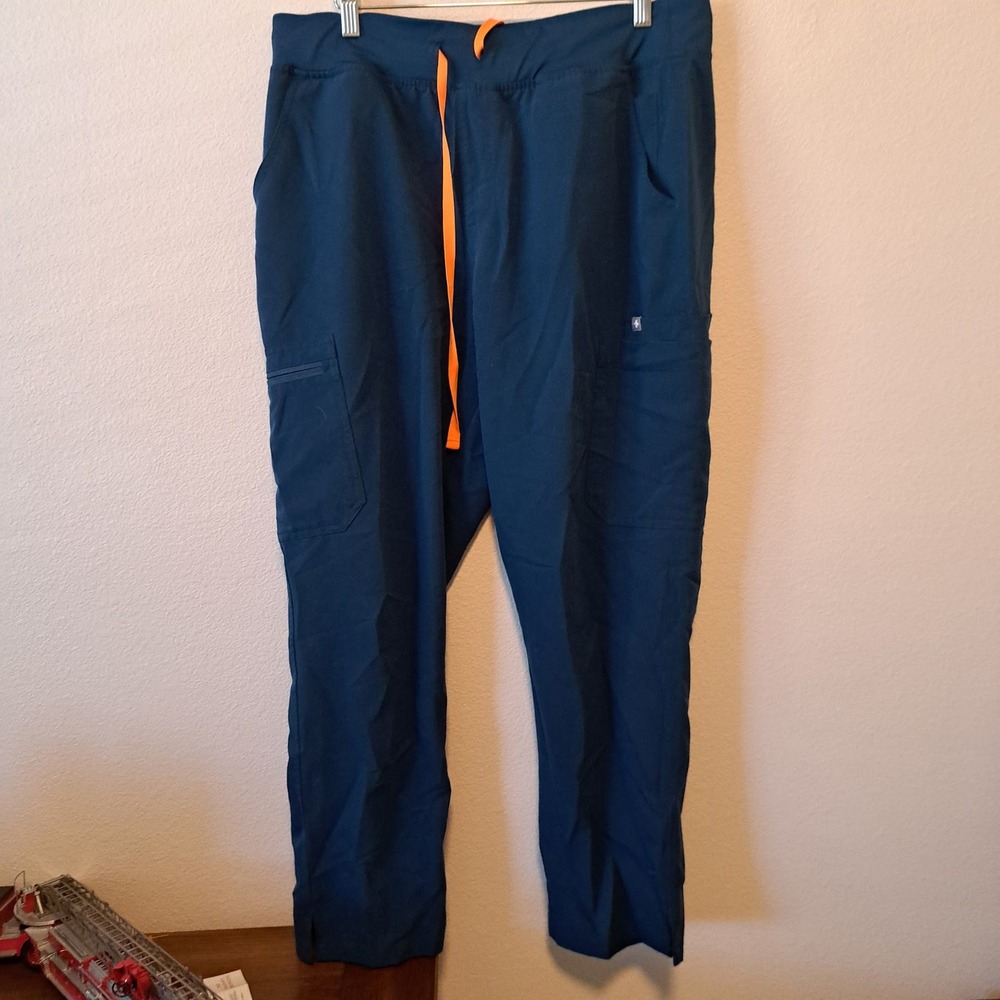 FIGS Technical Collection Navy Blue Cargo Scrub Pants Womens XLP Drawstring